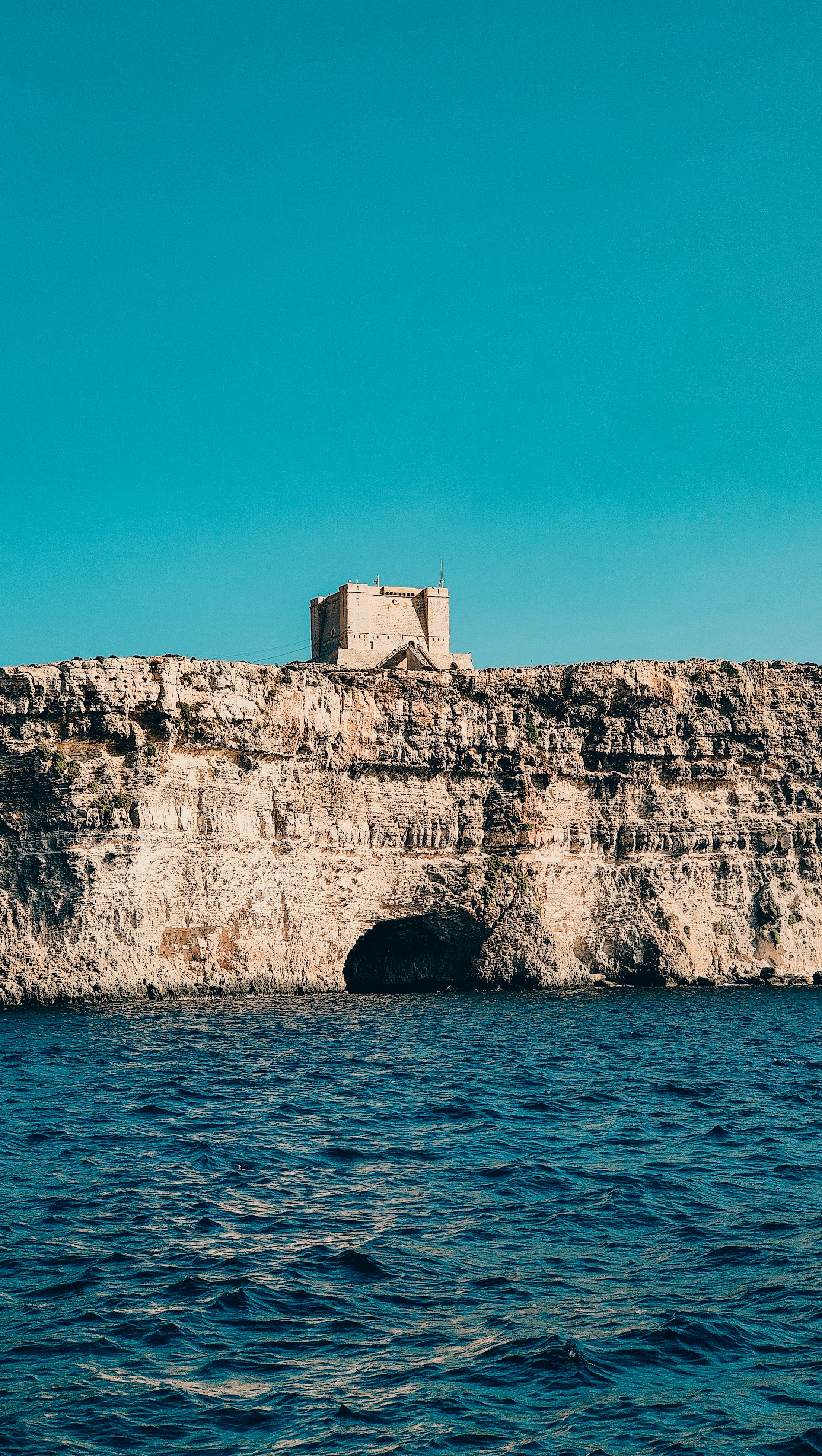fadi-al-shami-RxmP4L0lUF4-unsplash